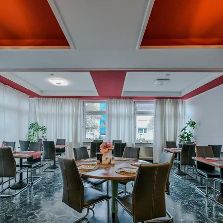 Hotel Klein Frankfurt East