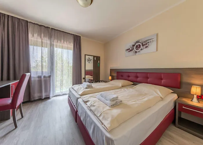 Hotel Klein Frankfurt East 3*